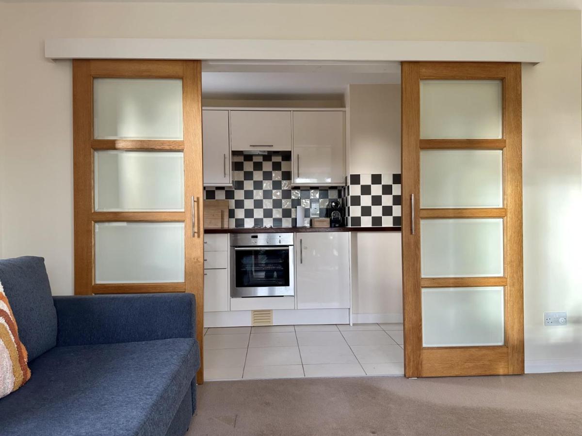 Super Apartment Next To Bicester Village Sleeps 4 Екстер'єр фото