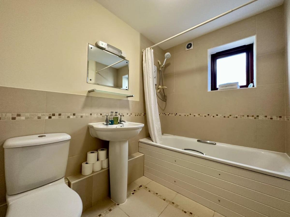 Super Apartment Next To Bicester Village Sleeps 4 Екстер'єр фото