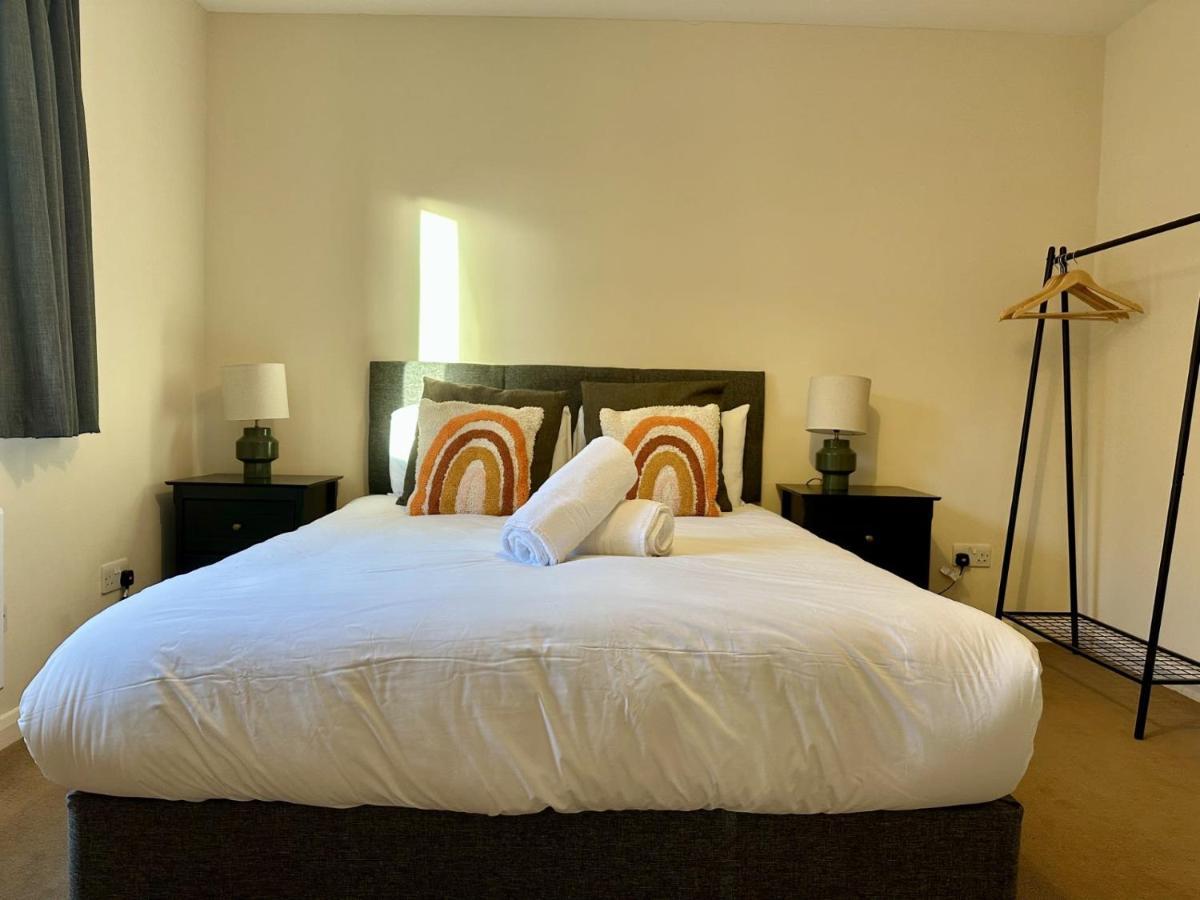 Super Apartment Next To Bicester Village Sleeps 4 Екстер'єр фото